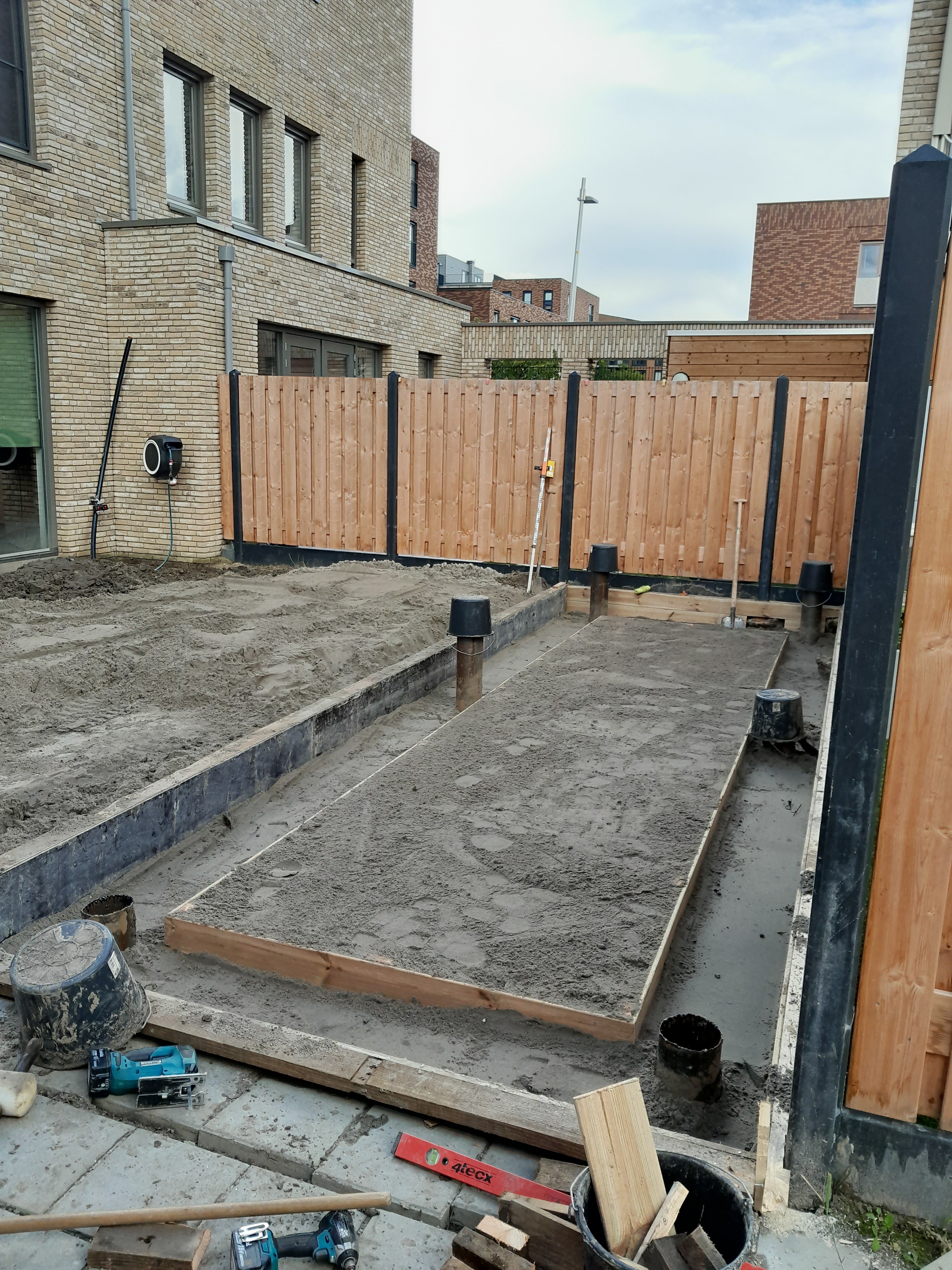 Fundering tuinhuis, Blokhut, Douglas, overkapping, zithoek, tuinhuis, maatwerk, aanbouw